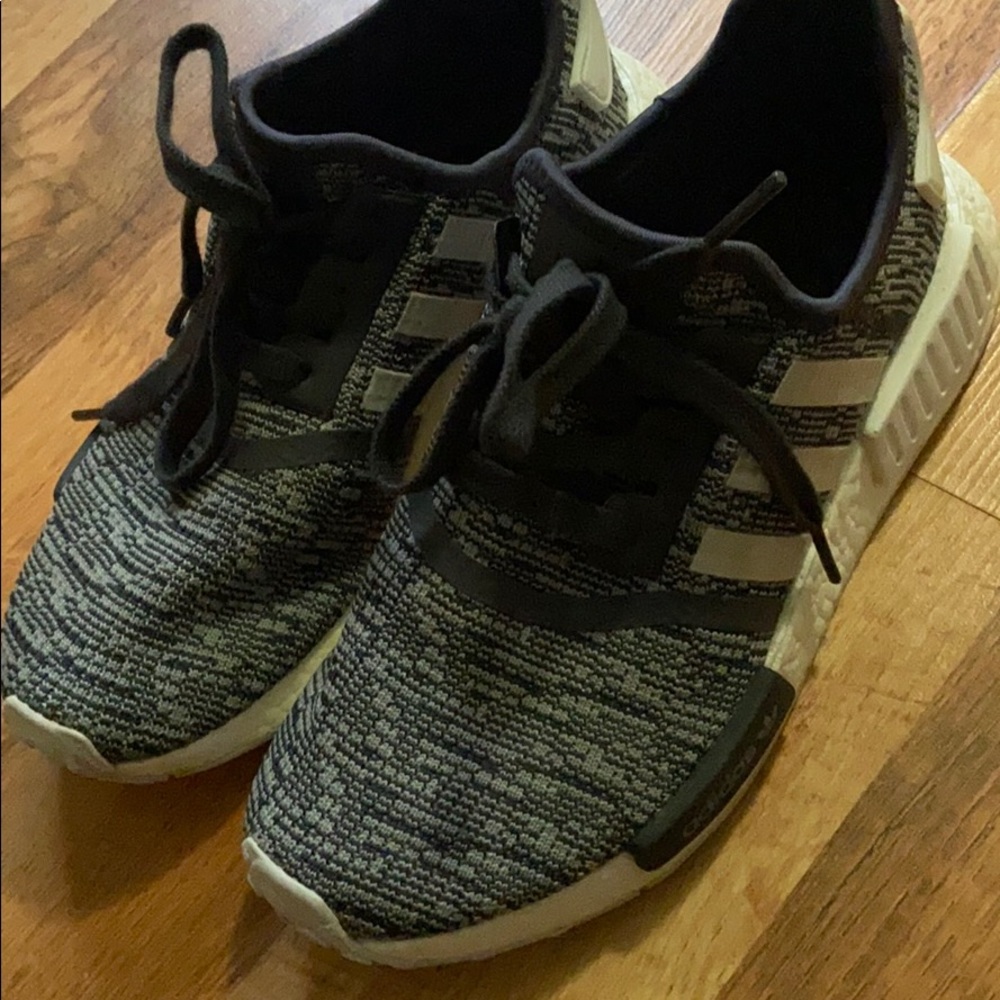 EUC Adidas NMD women’s 7.5
